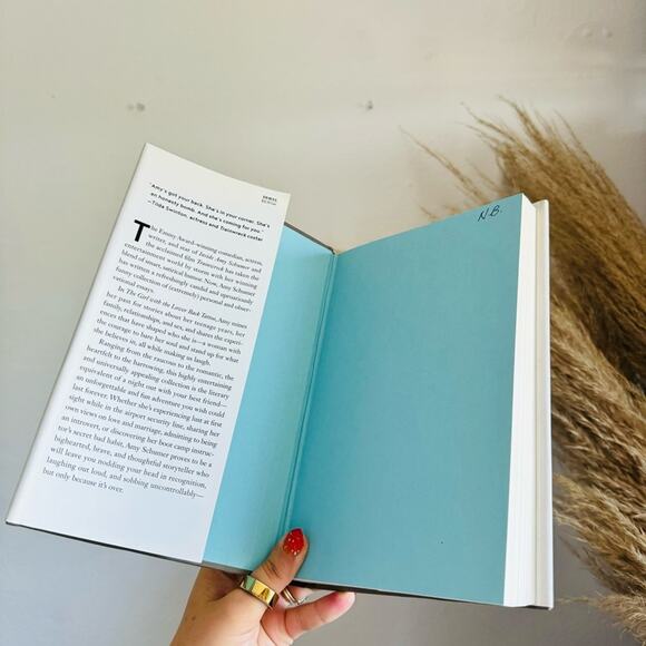 3/$20 Girl Back Tattoo Amy Schumer White Black Hardcover Memoir Coffee Tabl Book - Picture 5 of 6